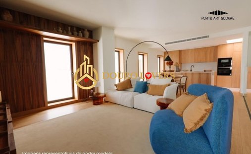Apartment in Cedofeita, Santo Ildefonso, Se, Miragaia, Sao Nicolau e Vitoria, Porto District, Portugal 1