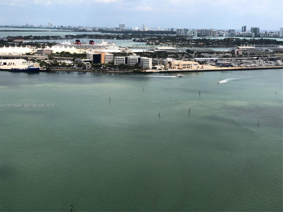 Condo in Miami, Florida, United States 5 - 16796293