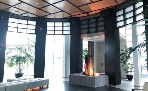 Condo in Miami, Florida, United States 1