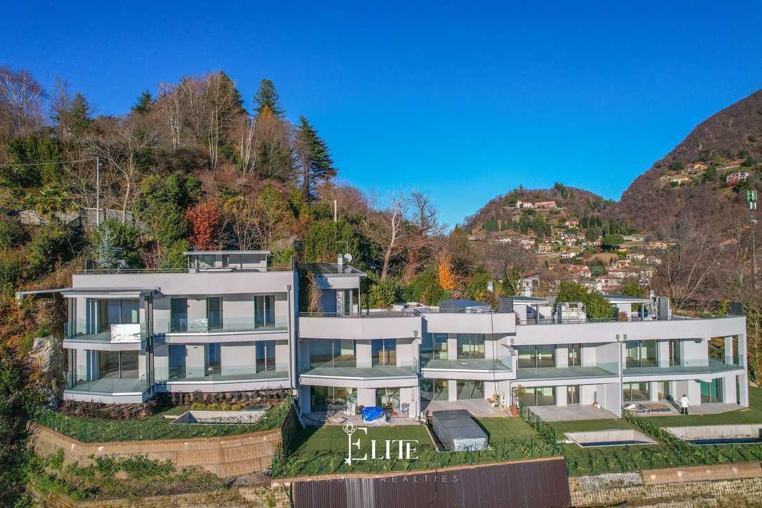 Apartment in Laveno-Mombello, Lombardy, Italy 1 - 16797032