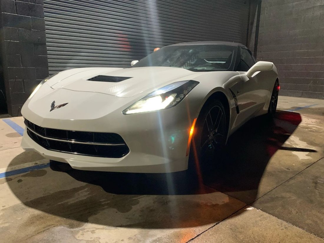 Cabriolet in Whittier, CA, United States 2 - 16765152