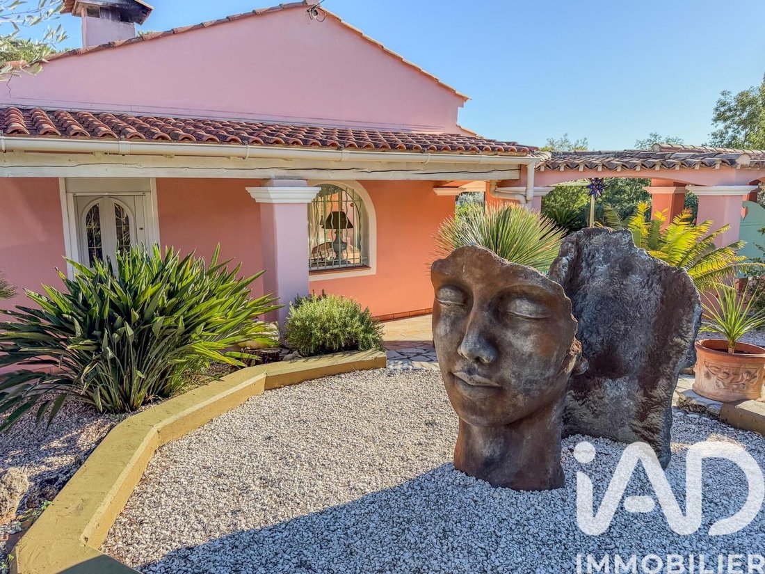House in Les Issambres, Roquebrune-sur-Argens, France 2 - 16798063