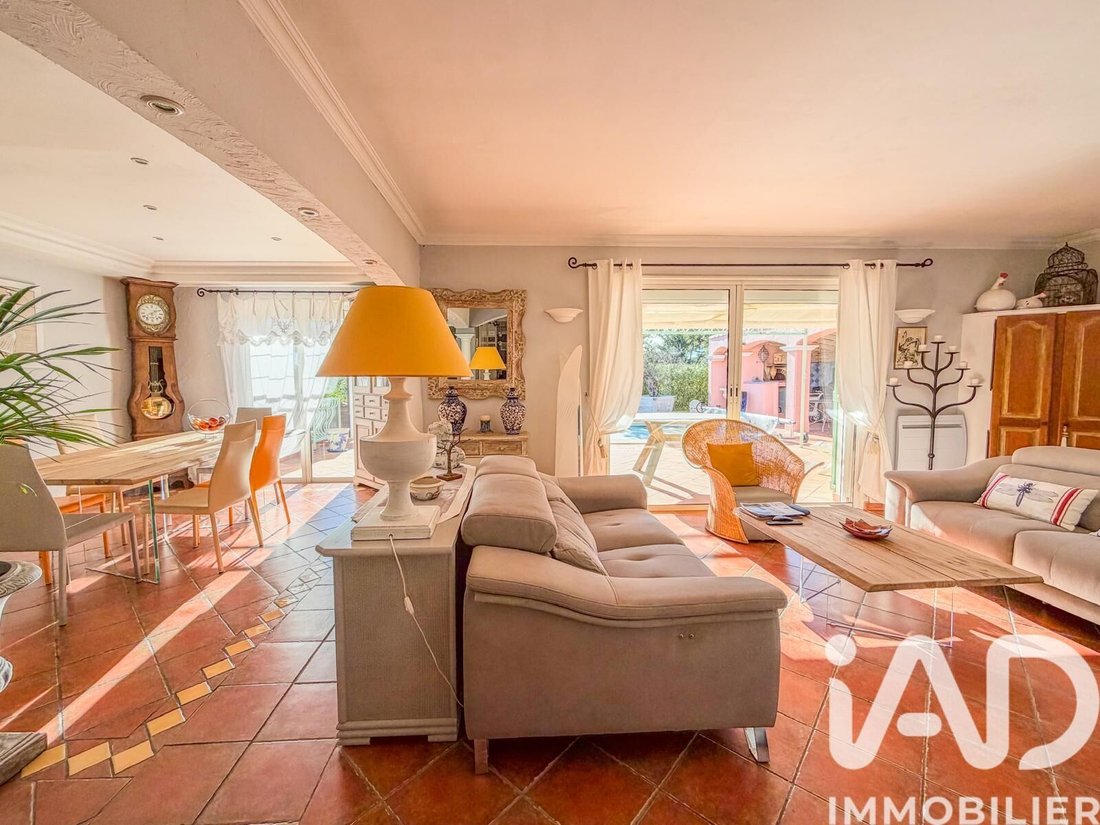 House in Les Issambres, Roquebrune-sur-Argens, France 4 - 16798063