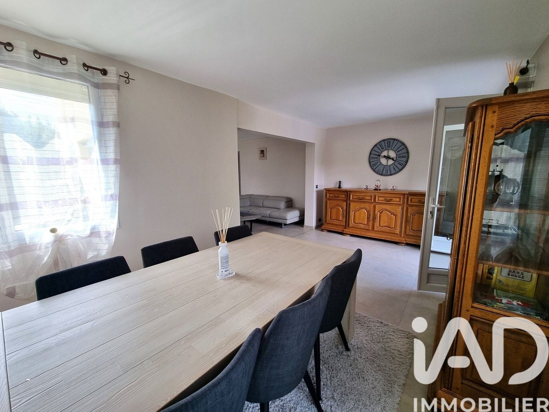 House in La Doutre, Ozoir-la-Ferriere, France 3 - 16798034