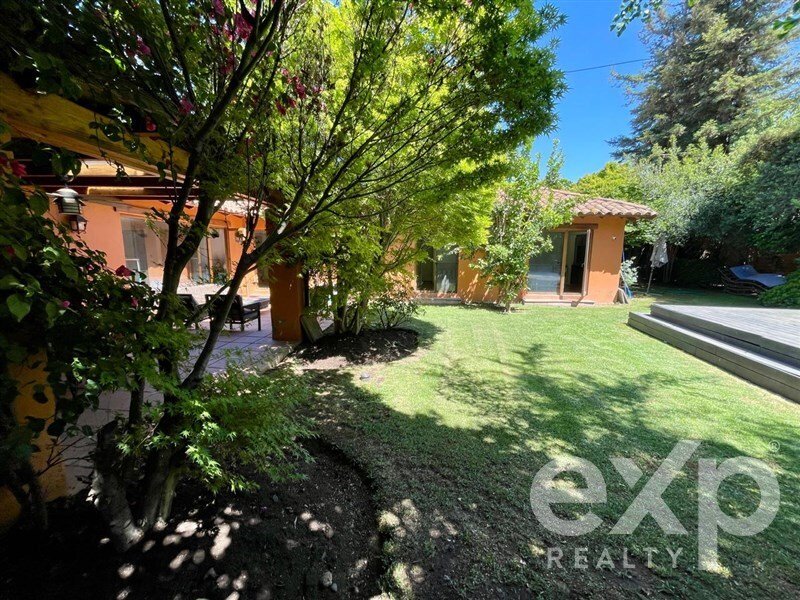 House in Chicureo, Santiago Metropolitan Region, Chile 1 - 16796985