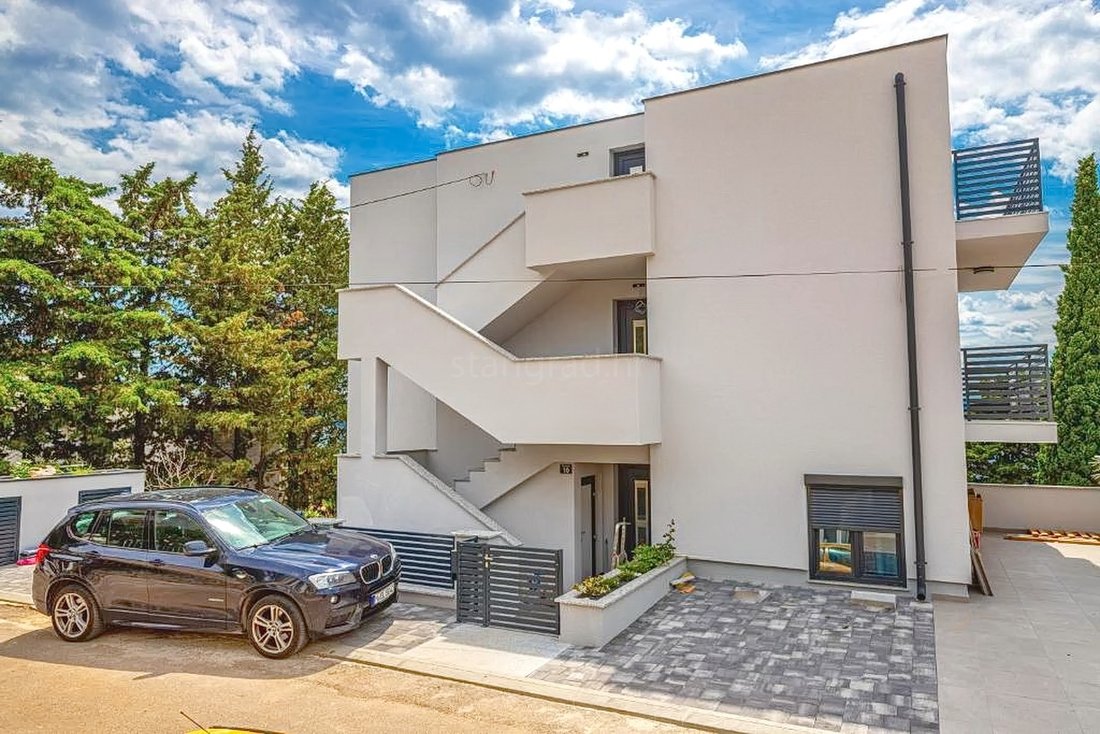 House in Grad Crikvenica, Primorje-Gorski Kotar County, Croatia 3 - 16796585