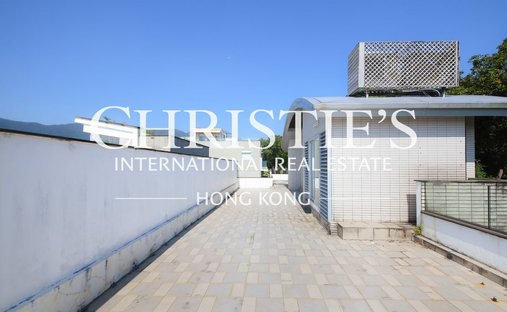 House in Hong Kong, Hong Kong 1