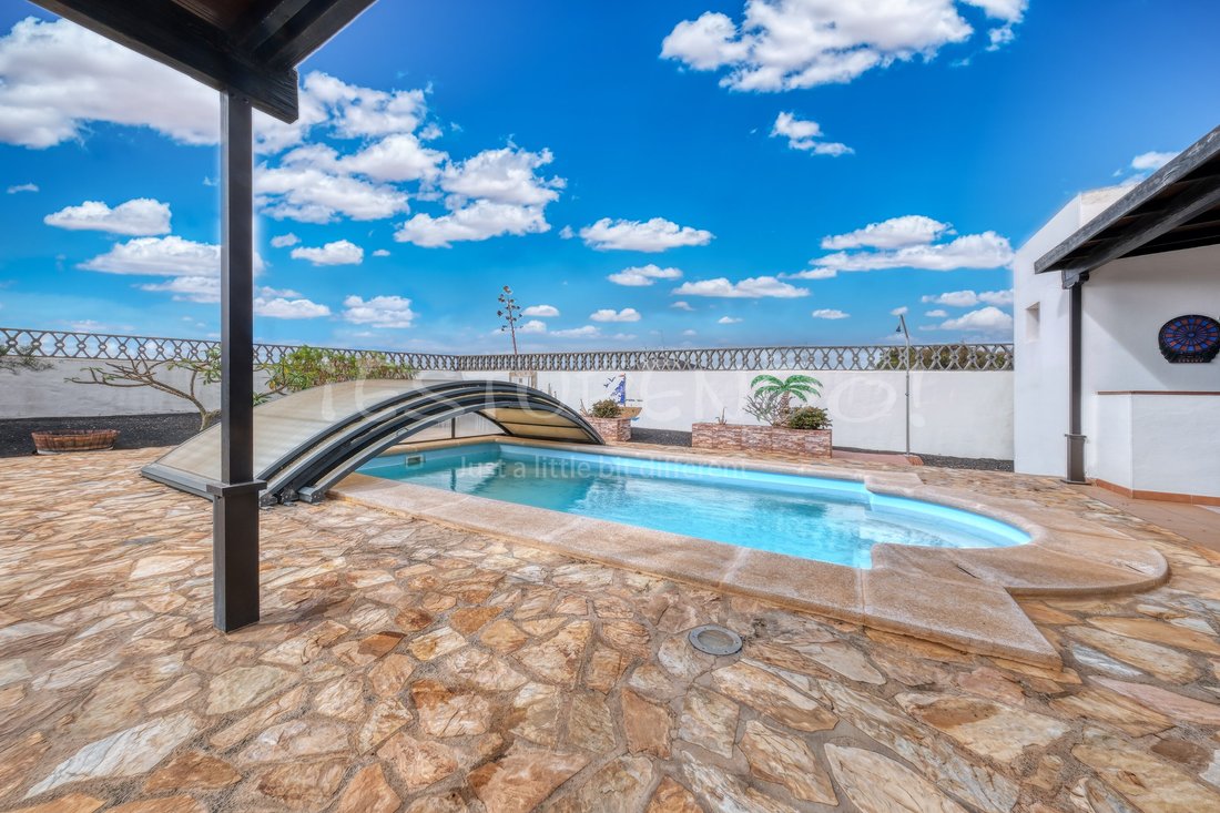 House in Tias, Canary Islands, Spain 2 - 16796958