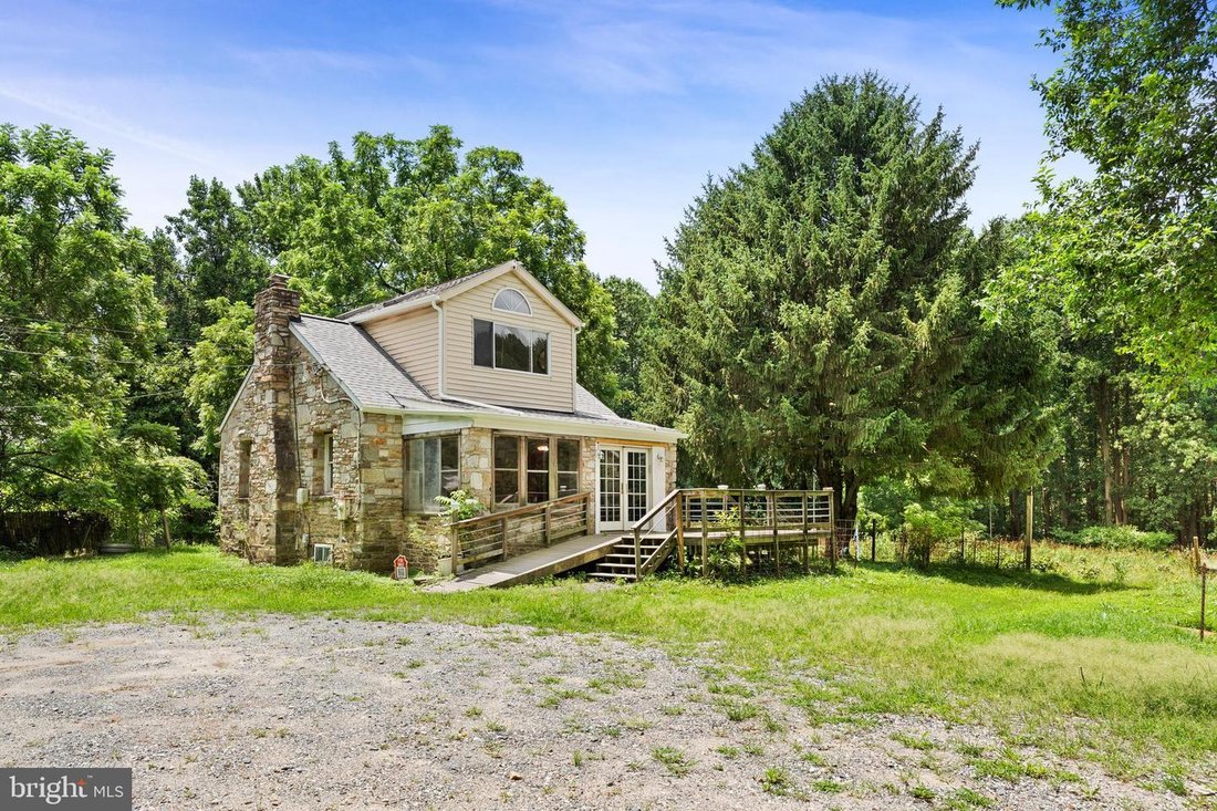 House in Randallstown, Maryland, United States 5 - 15894878