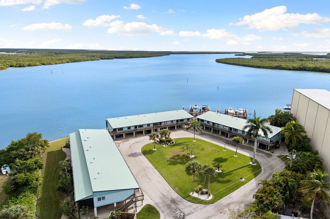 Condo in Marco Island, Florida, United States 1 - 16797825