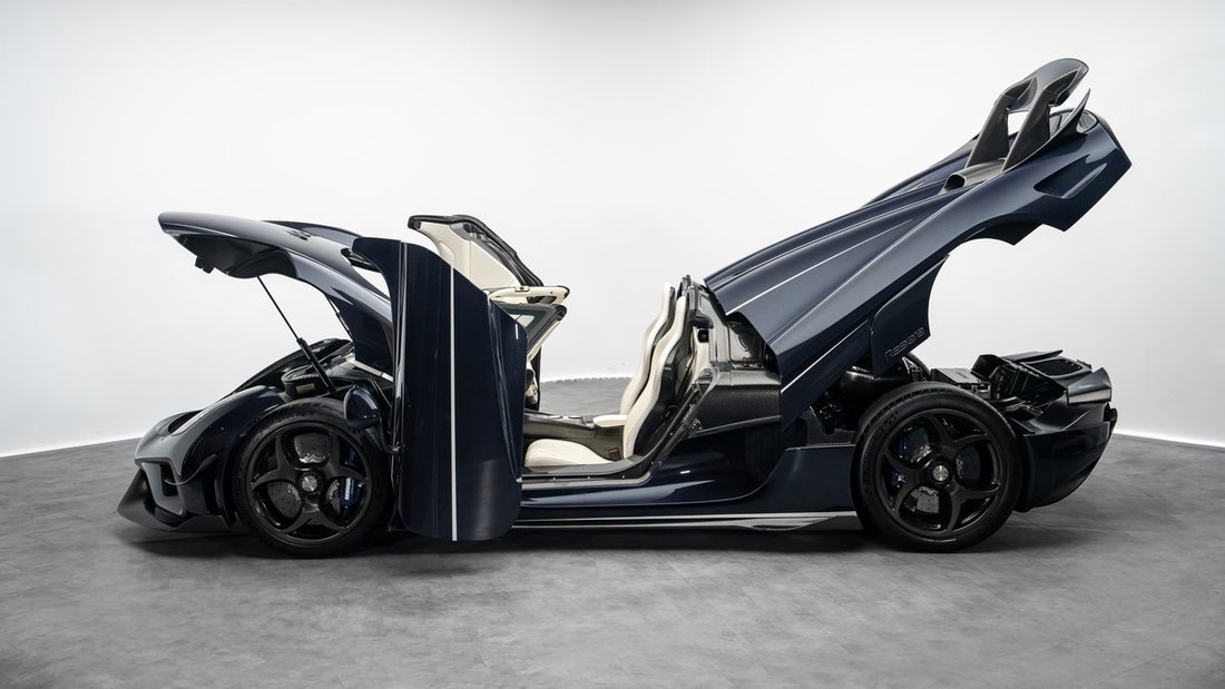 Roadster in Dubai, Dubai, United Arab Emirates 5 - 12494896