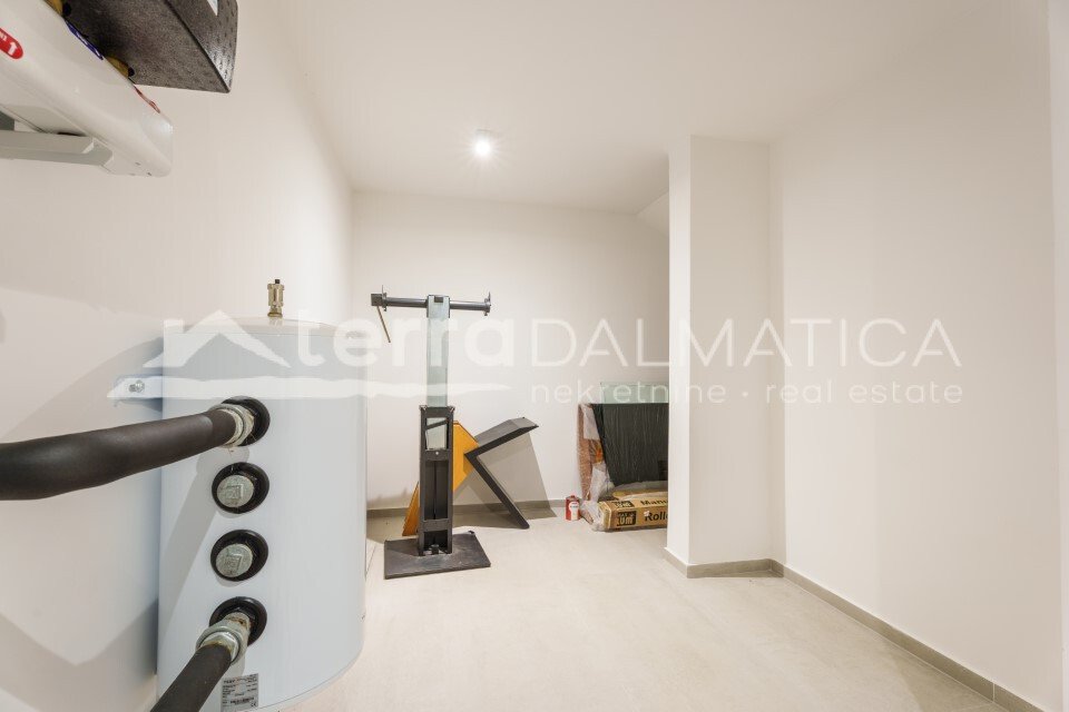 Villa in Brodarica, Sibenik-Knin County, Croatia 2 - 15128099