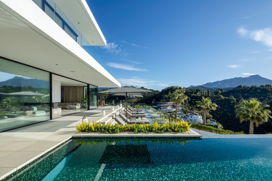 Villa in Benahavis, Andalusia, Spain 5 - 16806036