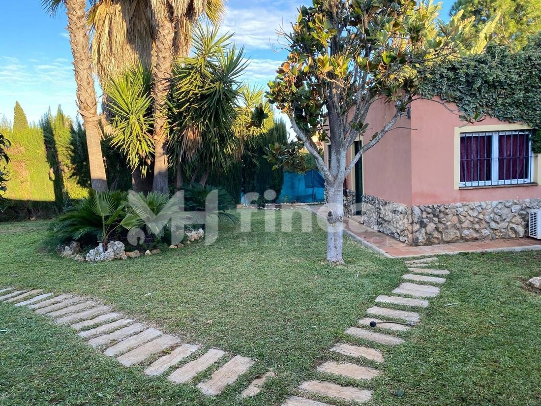 Villa in Mairena del Alcor, Andalusia, Spain 2 - 16807220