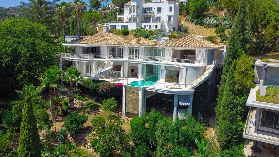 Villa in Benahavis, Andalusia, Spain 1 - 16805269