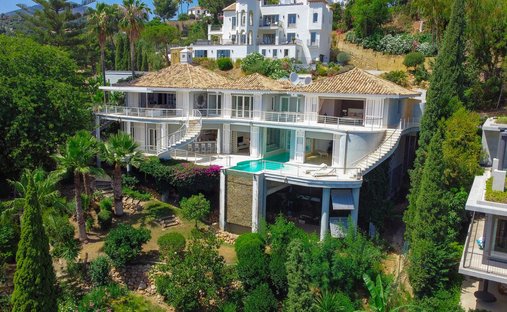 Villa in Benahavis, Andalusia, Spain 1