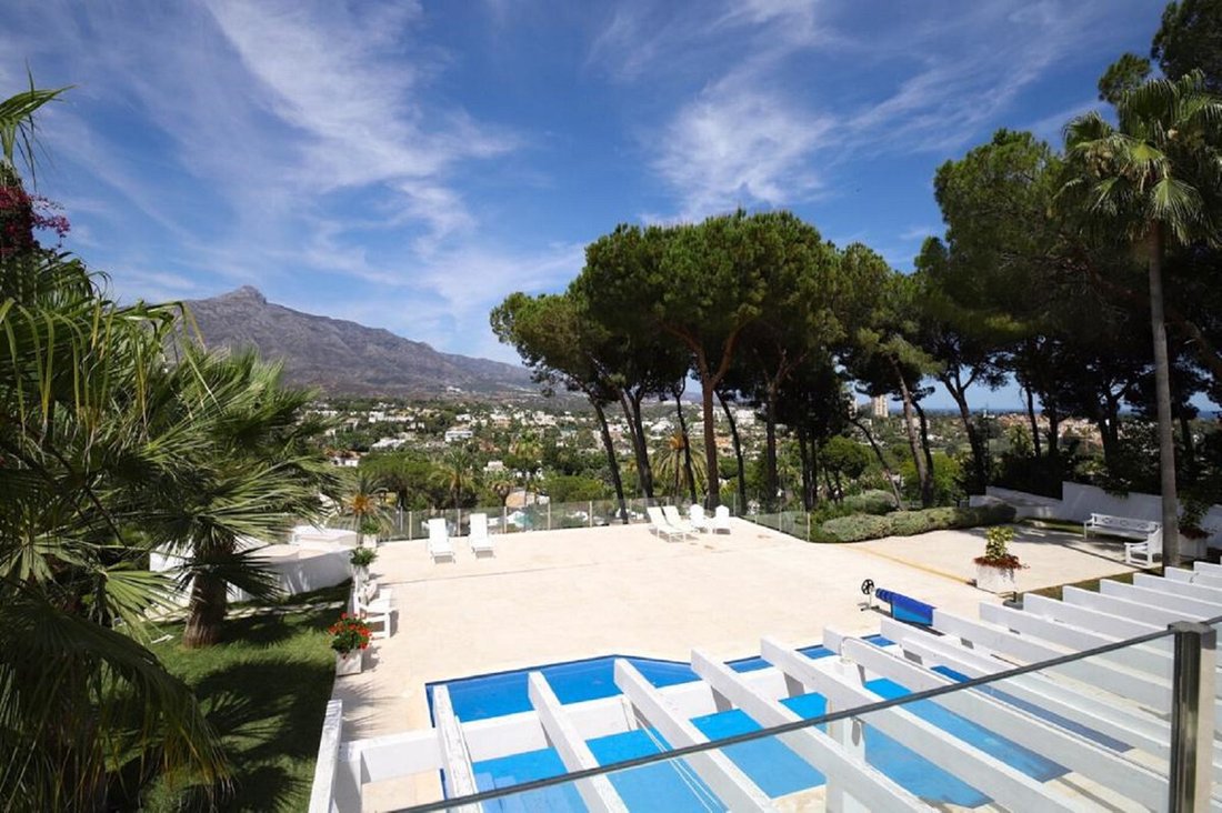 Villa in Nueva Andalucia, Marbella, Spain 2 - 16805248