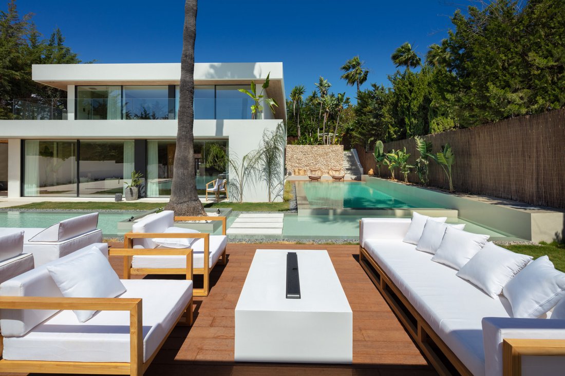 Villa in Nueva Andalucía, Marbella, Spanien 2 - 16805038