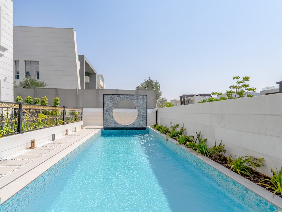 Villa in Hadaeq Sheikh Mohammed Bin Rashid, Dubai, United Arab Emirates 2 - 16804230