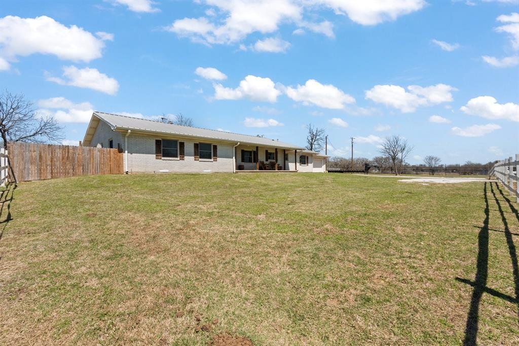 House in Cleburne, Texas, United States 3 - 16742527