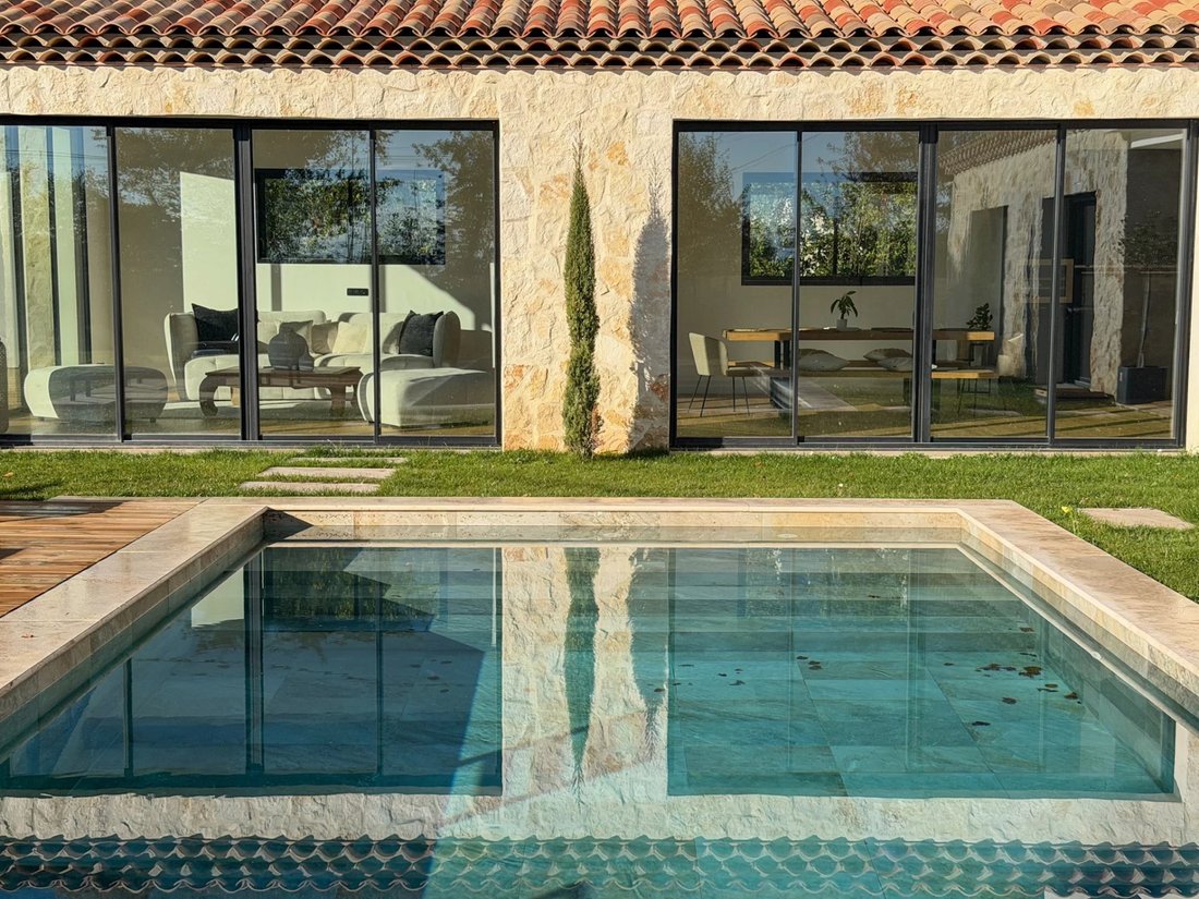 House in Tourrettes-sur-Loup, Provence-Alpes-Côte d'Azur, France 2 - 16800943