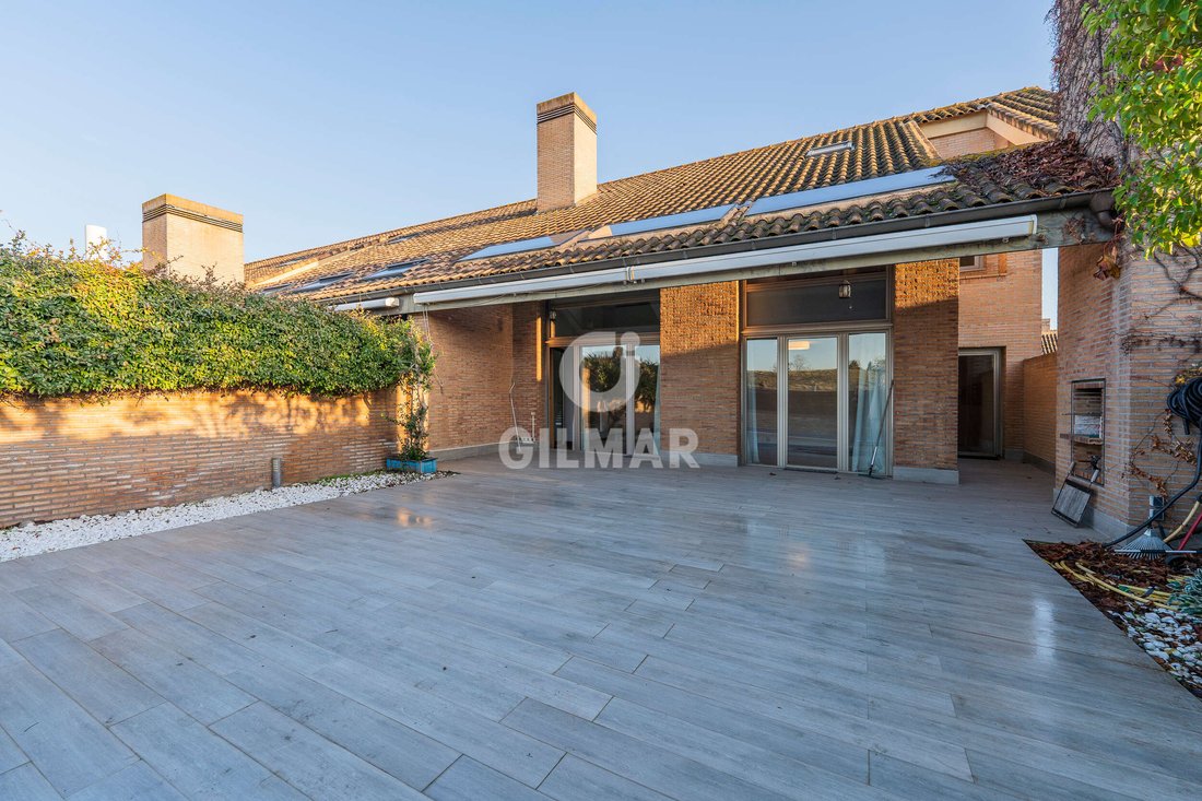 House in Pozuelo de Alarcon, Comunidad de Madrid, Spain 2 - 16800947