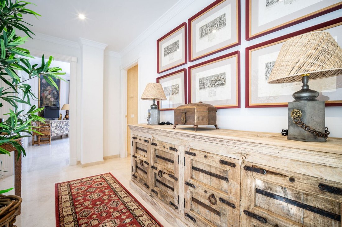 Villa à Nueva Andalucia, Marbella, Espagne 5 - 16803445