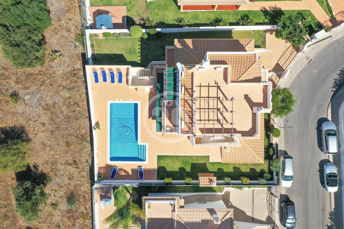 House in Olhos de Agua, Algarve, Portugal 2 - 16796842