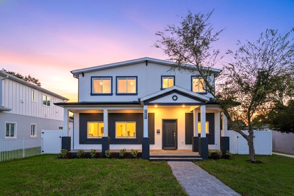 House in St. Petersburg, Florida, United States 1 - 16799293