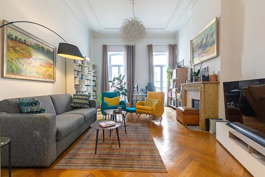 Apartment in Castellane, 6e Arrondissement, Marseille 4 - 16800659