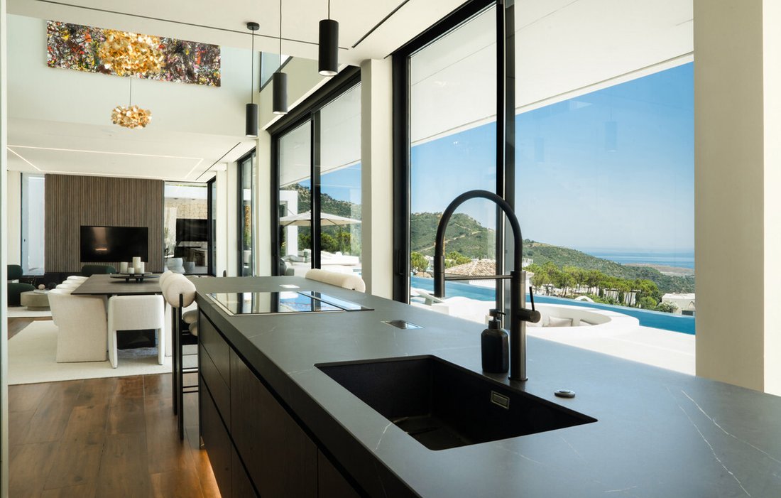 Villa in Benahavis, Andalusia, Spain 2 - 16805976