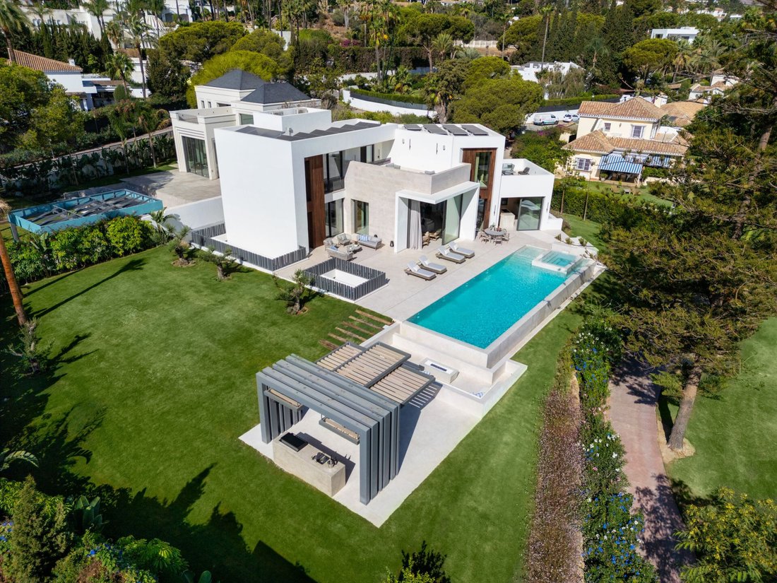 Villa in Nueva Andalucia, Marbella, Spain 5 - 16805930