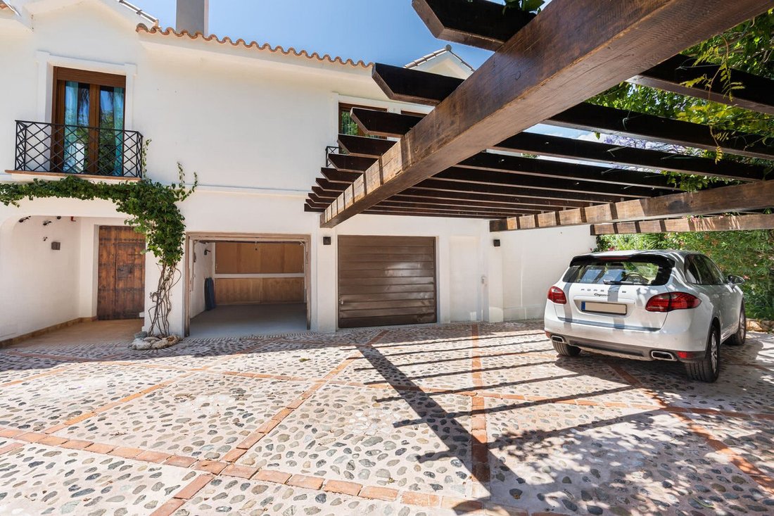 Villa in Guadalmina Baja, San Pedro de Alcantara, Spain 5 - 16805157