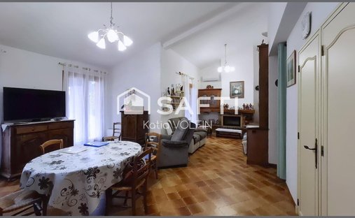 Castle for Sale in Aubagne, Provence-Alpes-Côte d'Azur, France