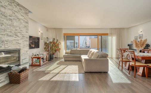 House in São João das Lampas, Lisbon, Portugal 1