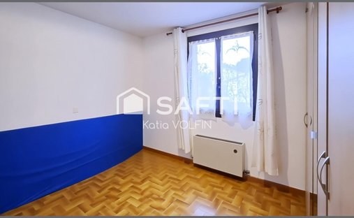 Castle for Sale in Aubagne, Provence-Alpes-Côte d'Azur, France