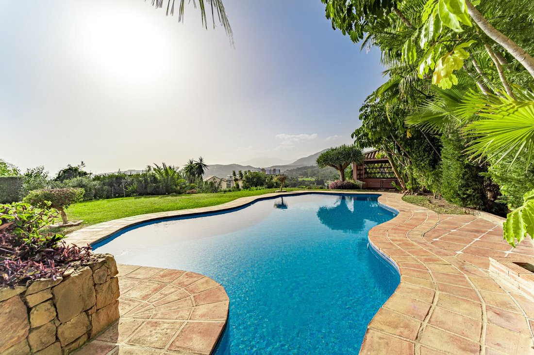 Villa in Benahavis, Andalusia, Spain 4 - 16805353