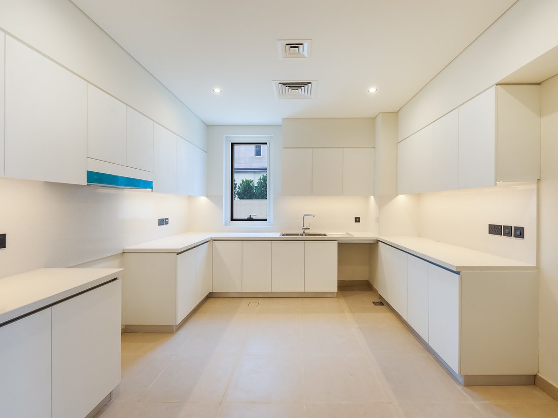 Villa in Hadaeq Sheikh Mohammed Bin Rashid, Dubai, United Arab Emirates 4 - 16804341