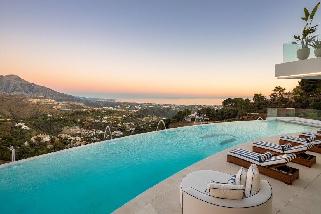 Villa in Benahavis, Andalusia, Spain 5 - 16806123