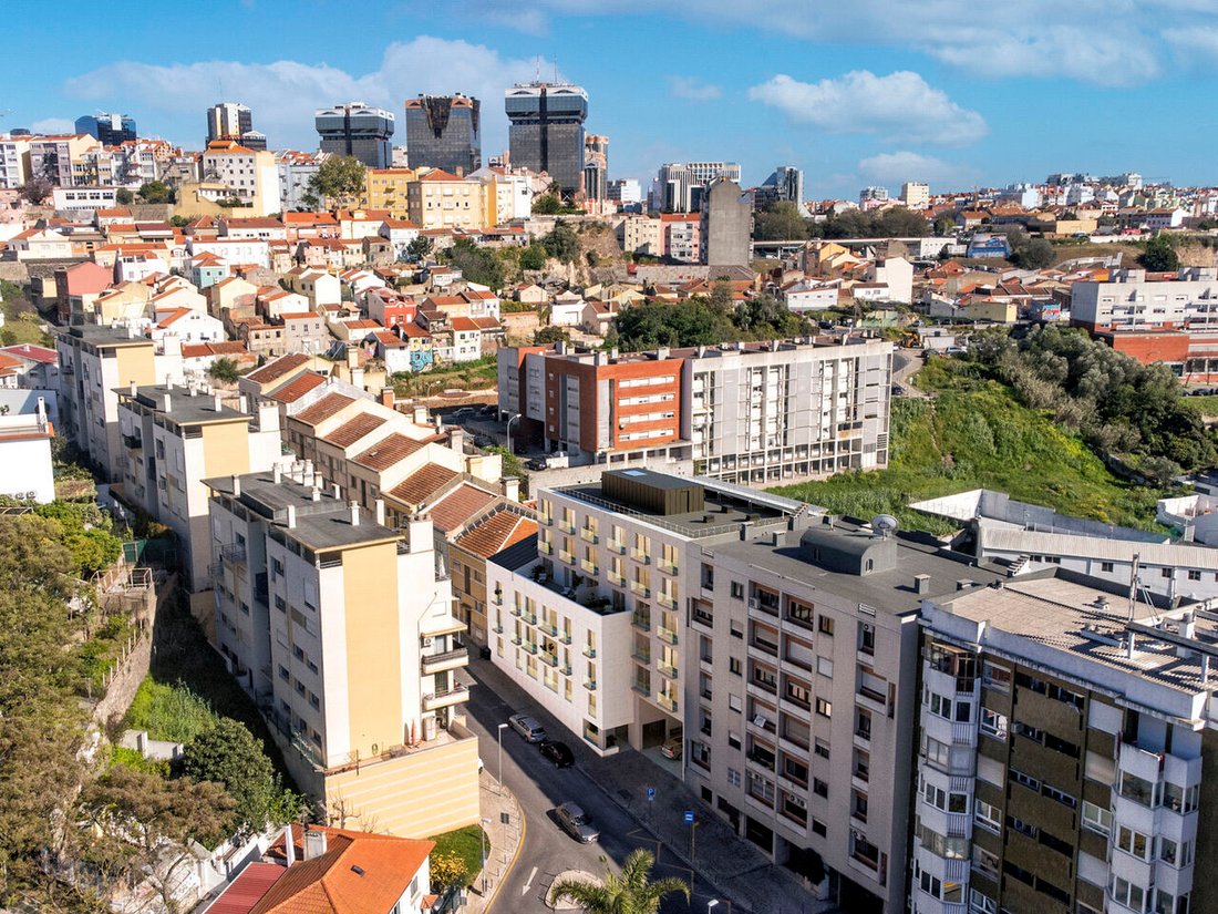 Apartment in Campolide, Lisbon, Portugal 3 - 16801709