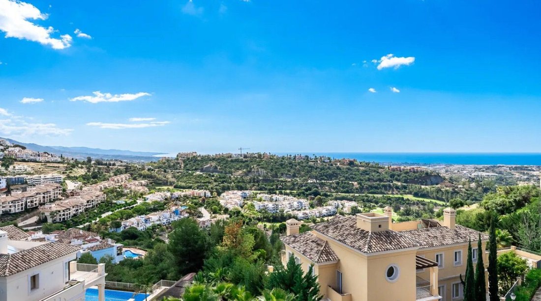 Villa in San Pedro de Alcantara, Andalusia, Spain 4 - 16803967
