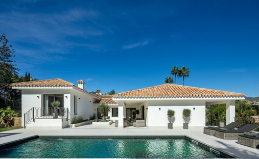 Villa in Nueva Andalucia, Marbella, Spain 1