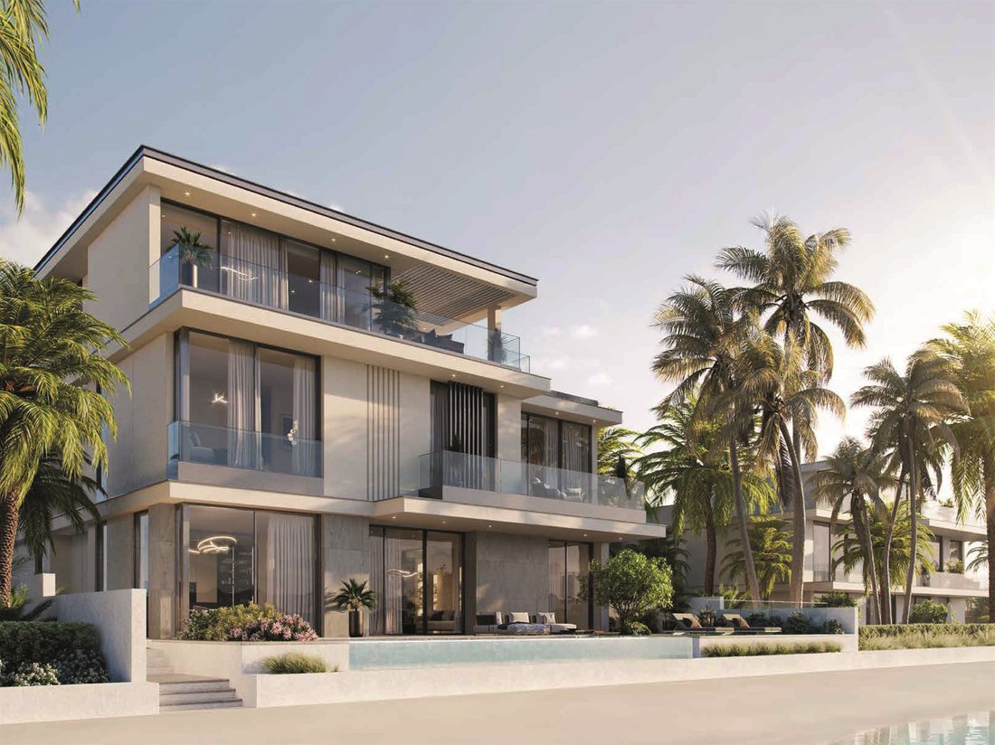 Villa in Al Mankhool, Dubai, United Arab Emirates 1 - 16804534