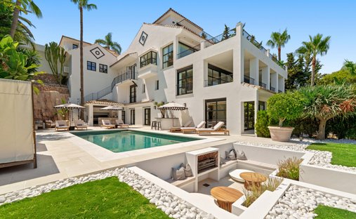 Villa in Nueva Andalucia, Marbella, Spain 1