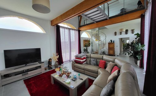 Just 1h30 From Paris, A Haven Of Nature And Authenticity