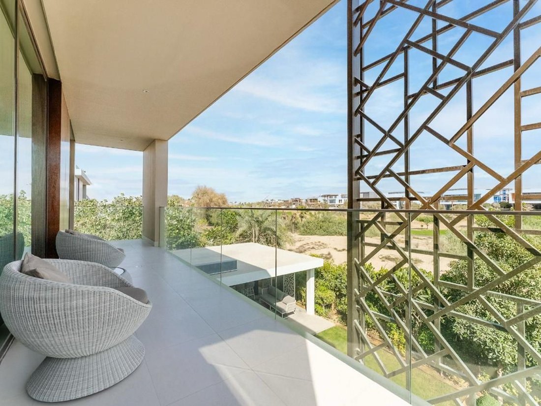 Villa in Hadaeq Sheikh Mohammed Bin Rashid, Dubai, United Arab Emirates 2 - 16804104