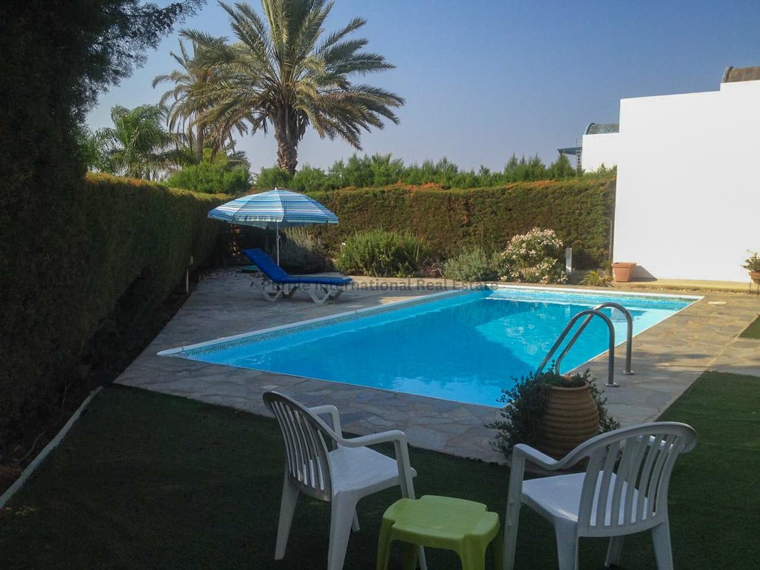 Villa in Perivolia, Larnaca, Cyprus 2 - 16798290