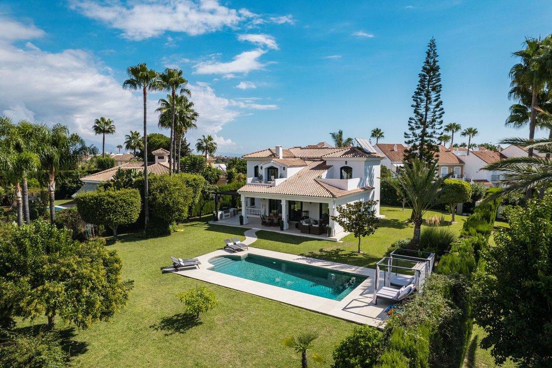 Villa en Estepona, Andalucía, España 2 - 16803367