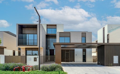 Villa in Hadaeq Sheikh Mohammed Bin Rashid, Dubai, United Arab Emirates 1