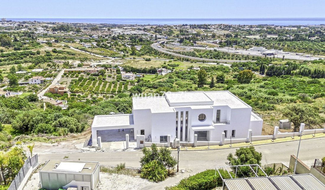 Villa in Benahavis, Andalusia, Spain 3 - 16805410